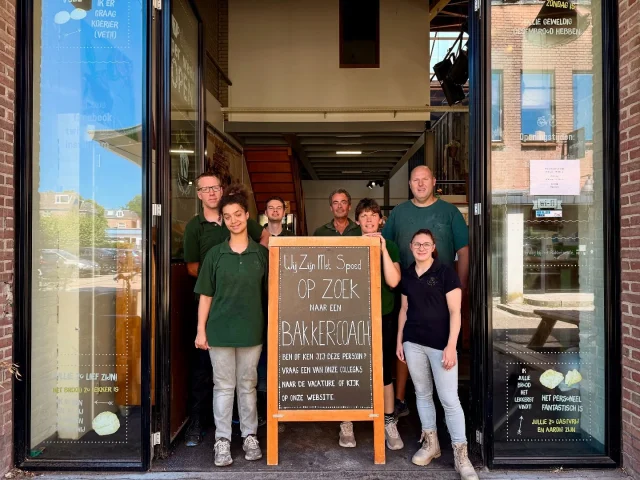 🍞 ✨ Gezocht: bakker-coach met een warm hart 💛

Kan jij deeg kneden én mensen laten rijzen? Dan willen wij jou in ons team!

📩 Solliciteer nu via https://bakkerscafe.nl/vacatures/bakker-coach/